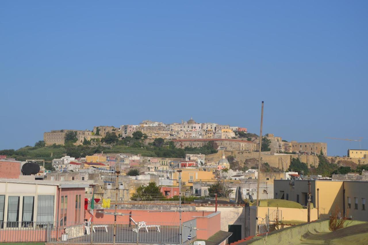Dc House Hotel Procida Bagian luar foto