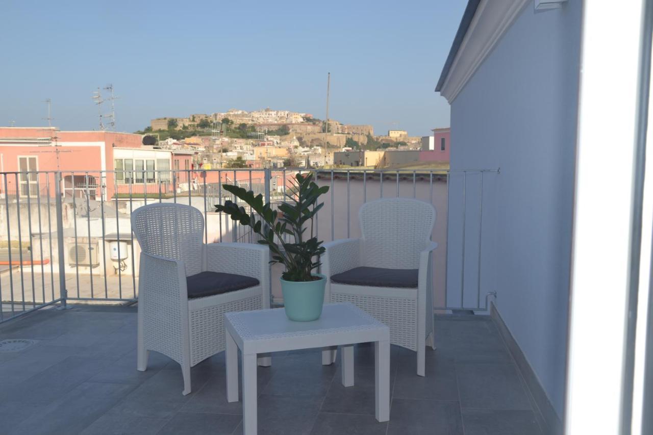Dc House Hotel Procida Bagian luar foto